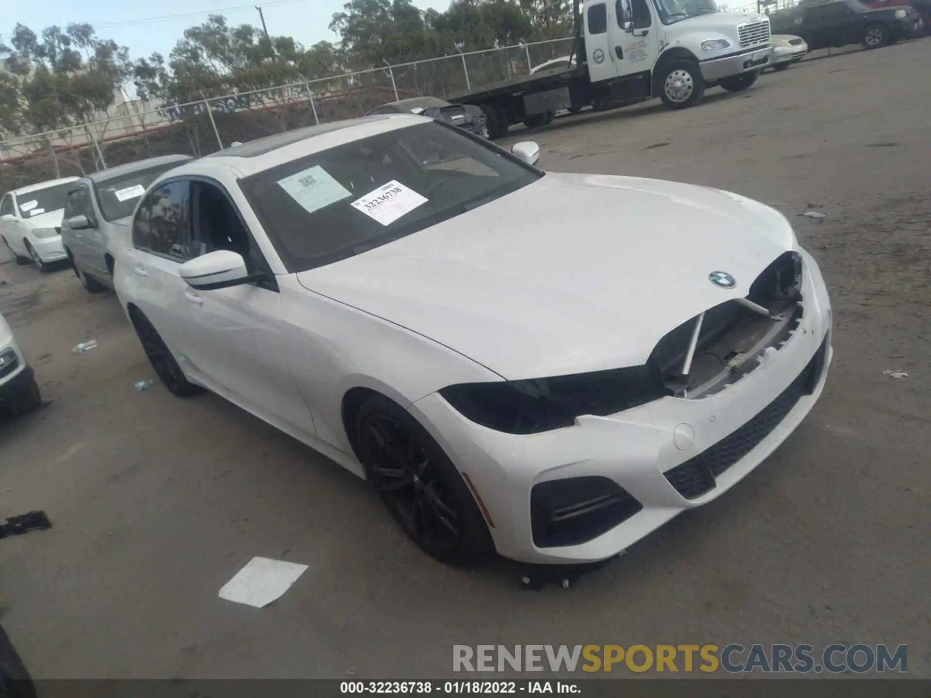 1 Photograph of a damaged car 3MW5R1J06L8B31344 BMW 3 SERIES 2020