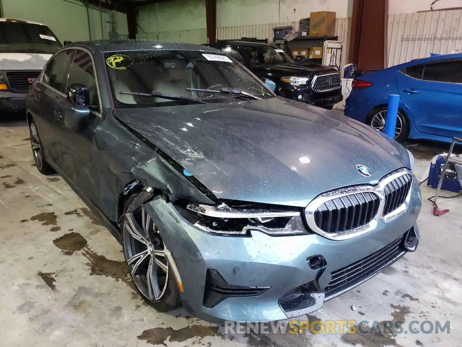 1 Photograph of a damaged car 3MW5R1J06L8B33143 BMW 3 SERIES 2020