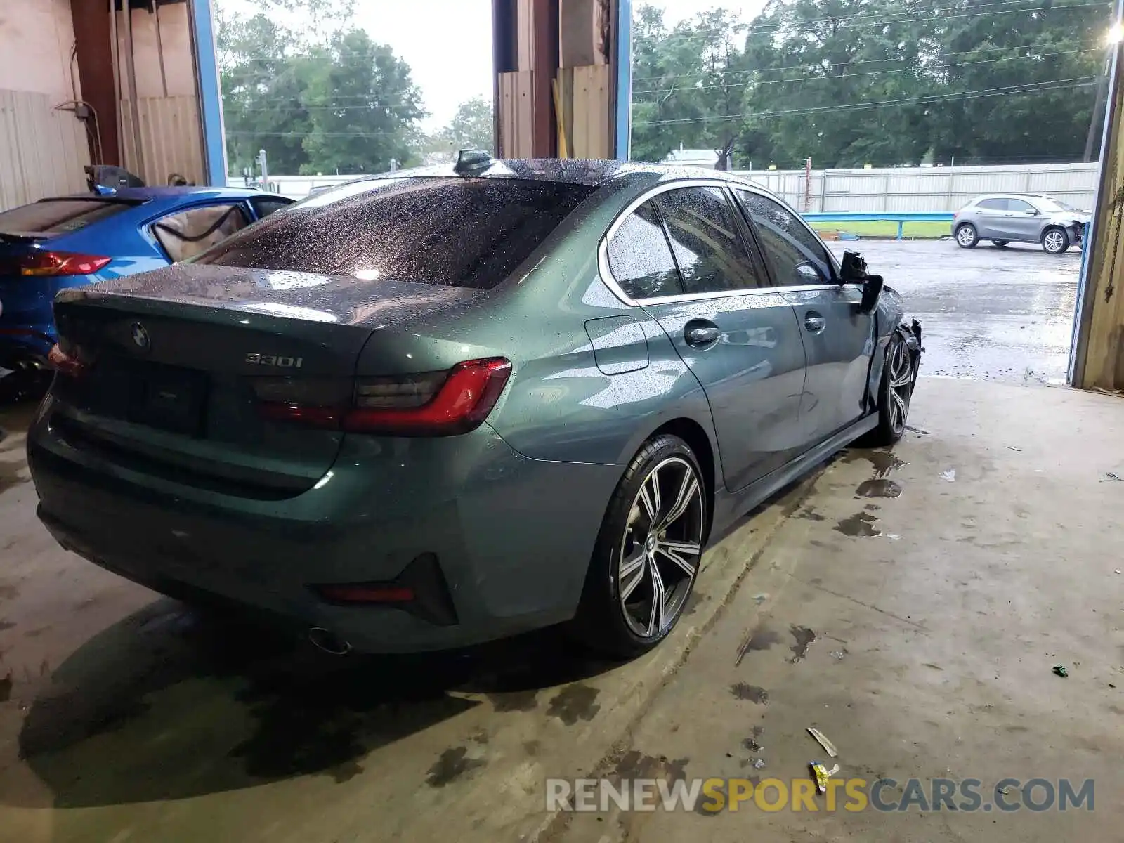 4 Photograph of a damaged car 3MW5R1J06L8B33143 BMW 3 SERIES 2020