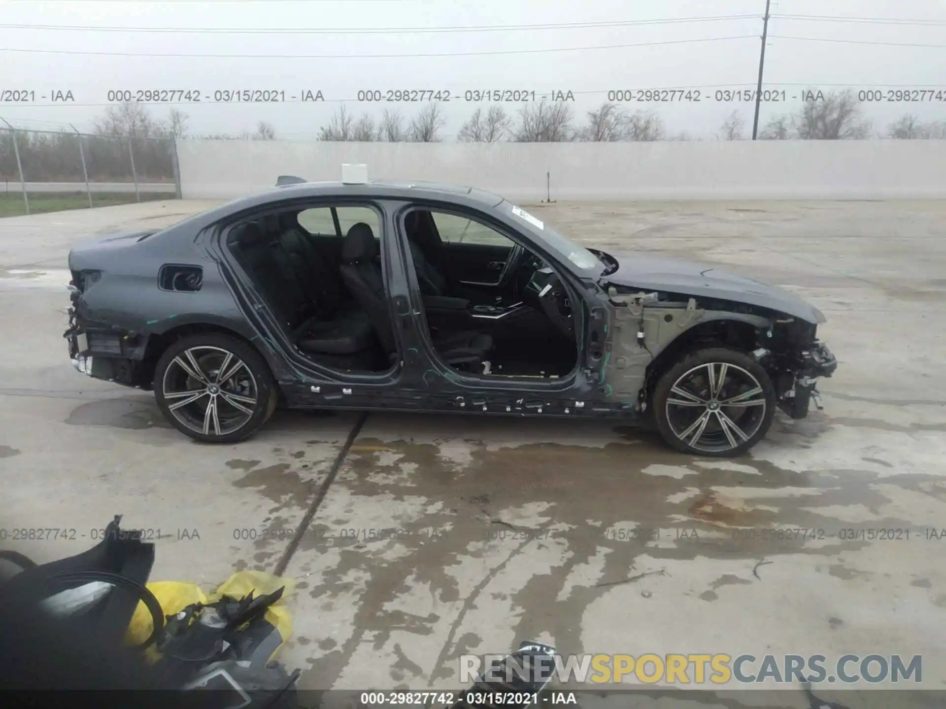 6 Photograph of a damaged car 3MW5R1J06L8B33322 BMW 3 SERIES 2020