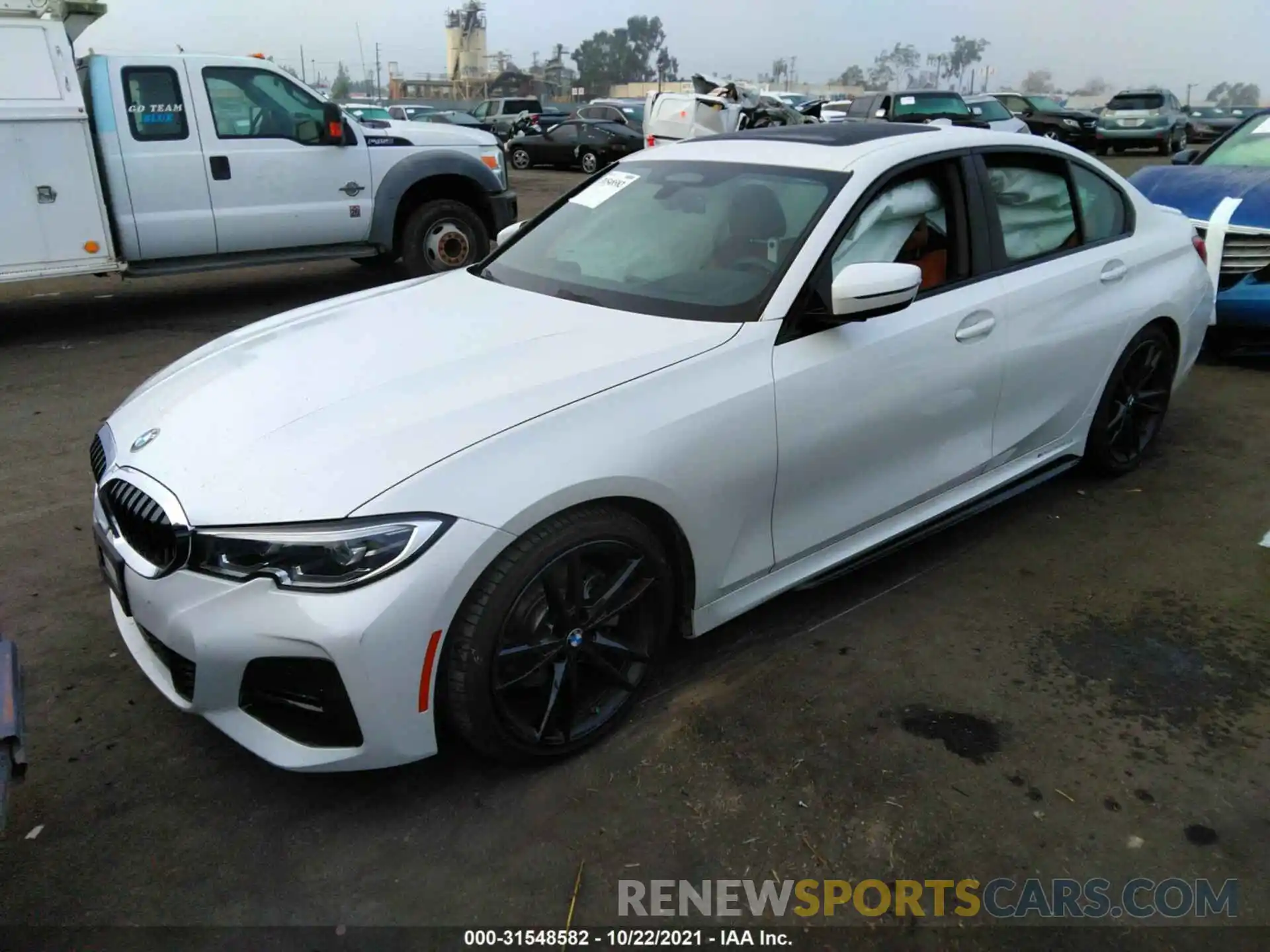 2 Photograph of a damaged car 3MW5R1J07L8B05495 BMW 3 SERIES 2020