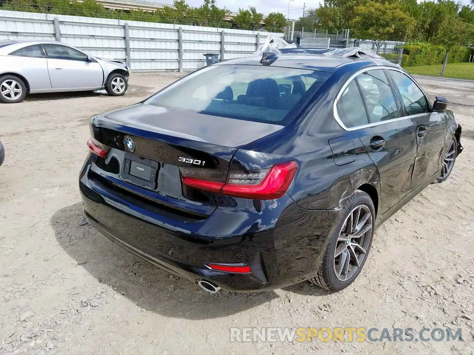 4 Photograph of a damaged car 3MW5R1J07L8B09756 BMW 3 SERIES 2020