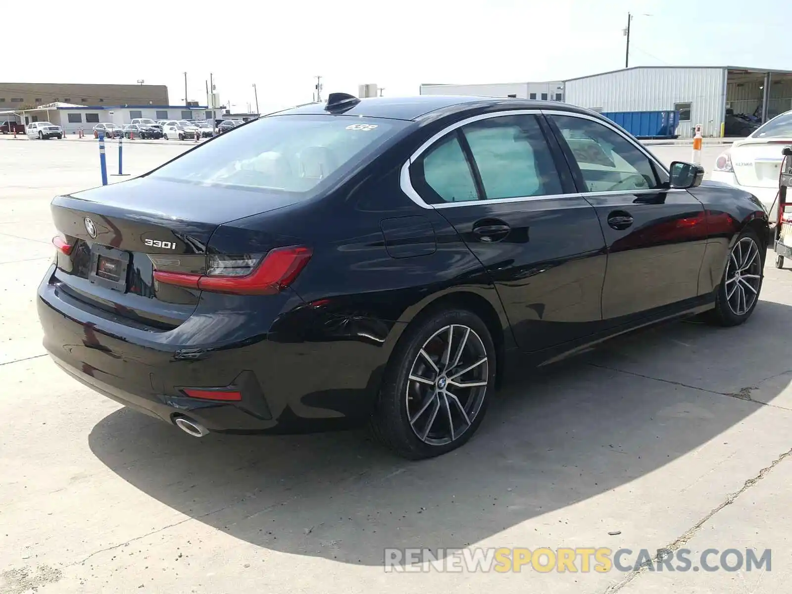 4 Photograph of a damaged car 3MW5R1J07L8B11362 BMW 3 SERIES 2020