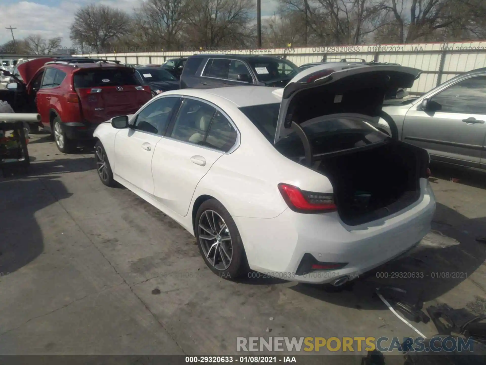 3 Photograph of a damaged car 3MW5R1J07L8B11443 BMW 3 SERIES 2020