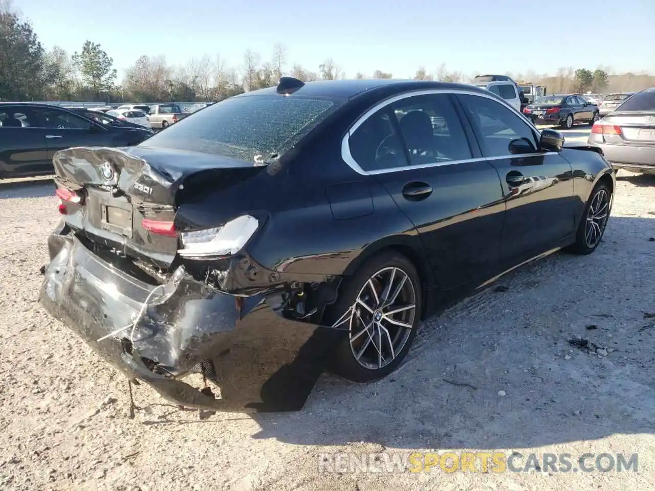 4 Photograph of a damaged car 3MW5R1J07L8B12513 BMW 3 SERIES 2020