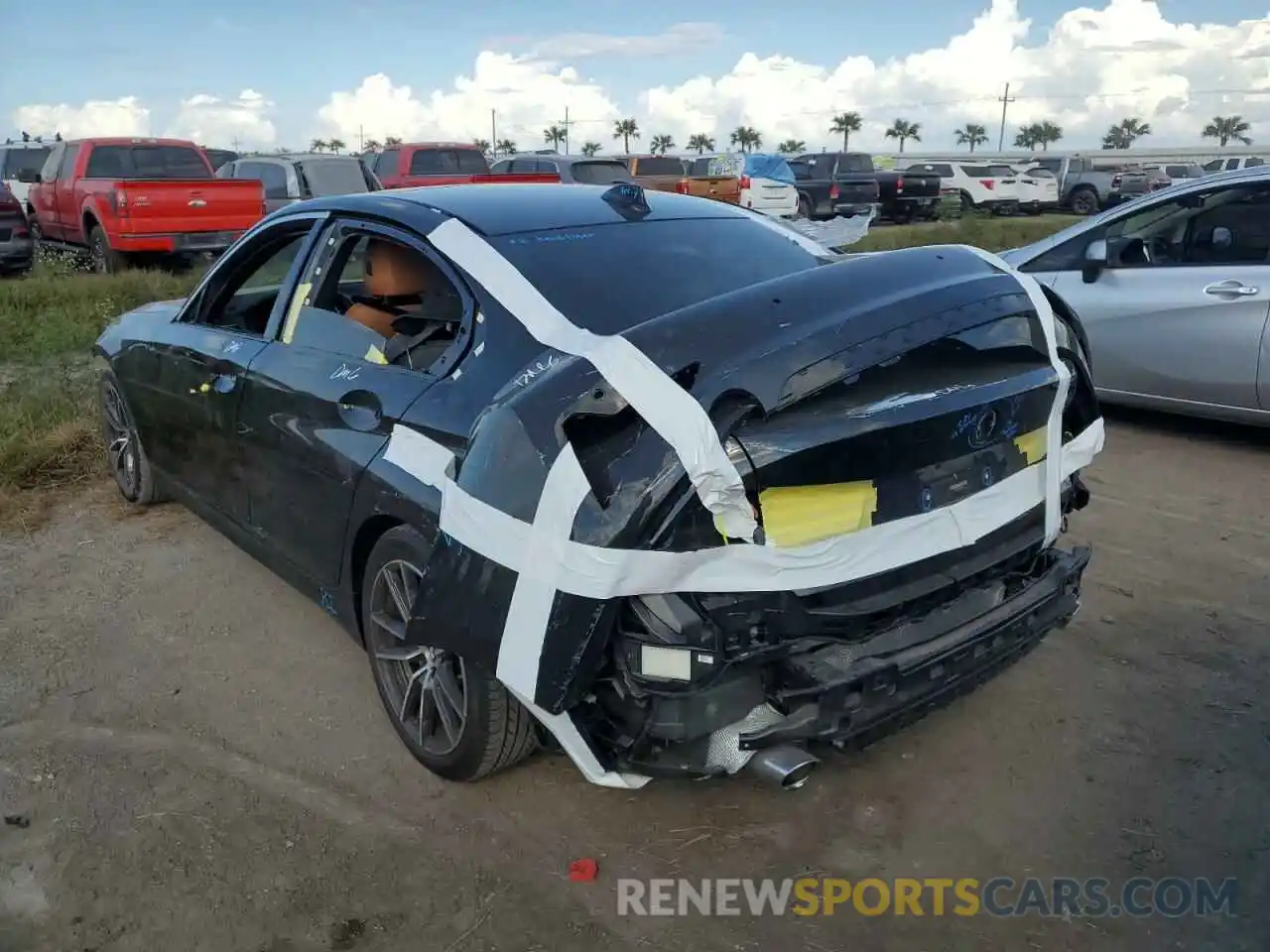 3 Photograph of a damaged car 3MW5R1J07L8B14939 BMW 3 SERIES 2020