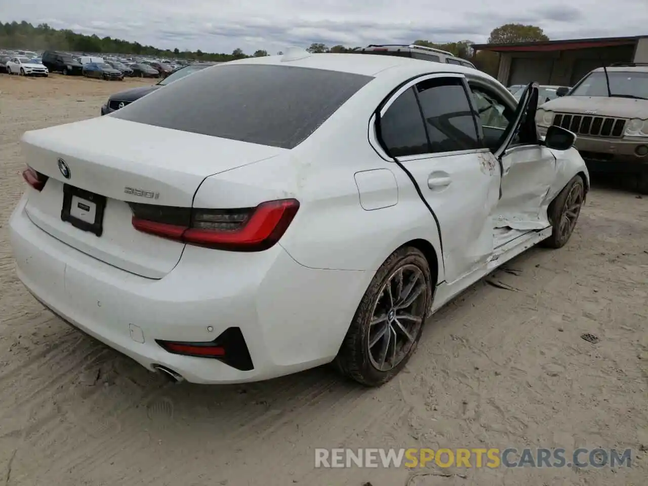 4 Photograph of a damaged car 3MW5R1J07L8B17341 BMW 3 SERIES 2020