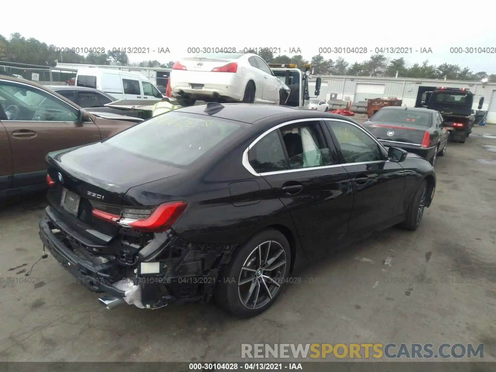 4 Photograph of a damaged car 3MW5R1J07L8B20577 BMW 3 SERIES 2020