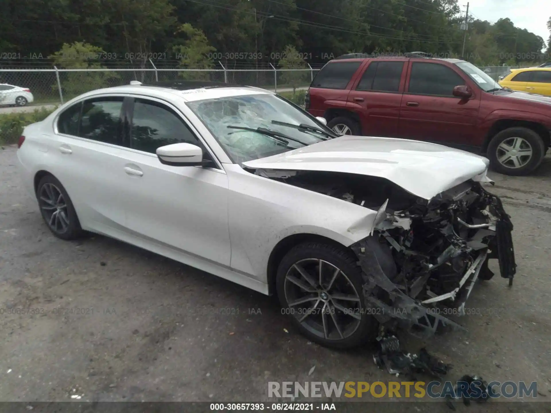 1 Photograph of a damaged car 3MW5R1J07L8B20952 BMW 3 SERIES 2020