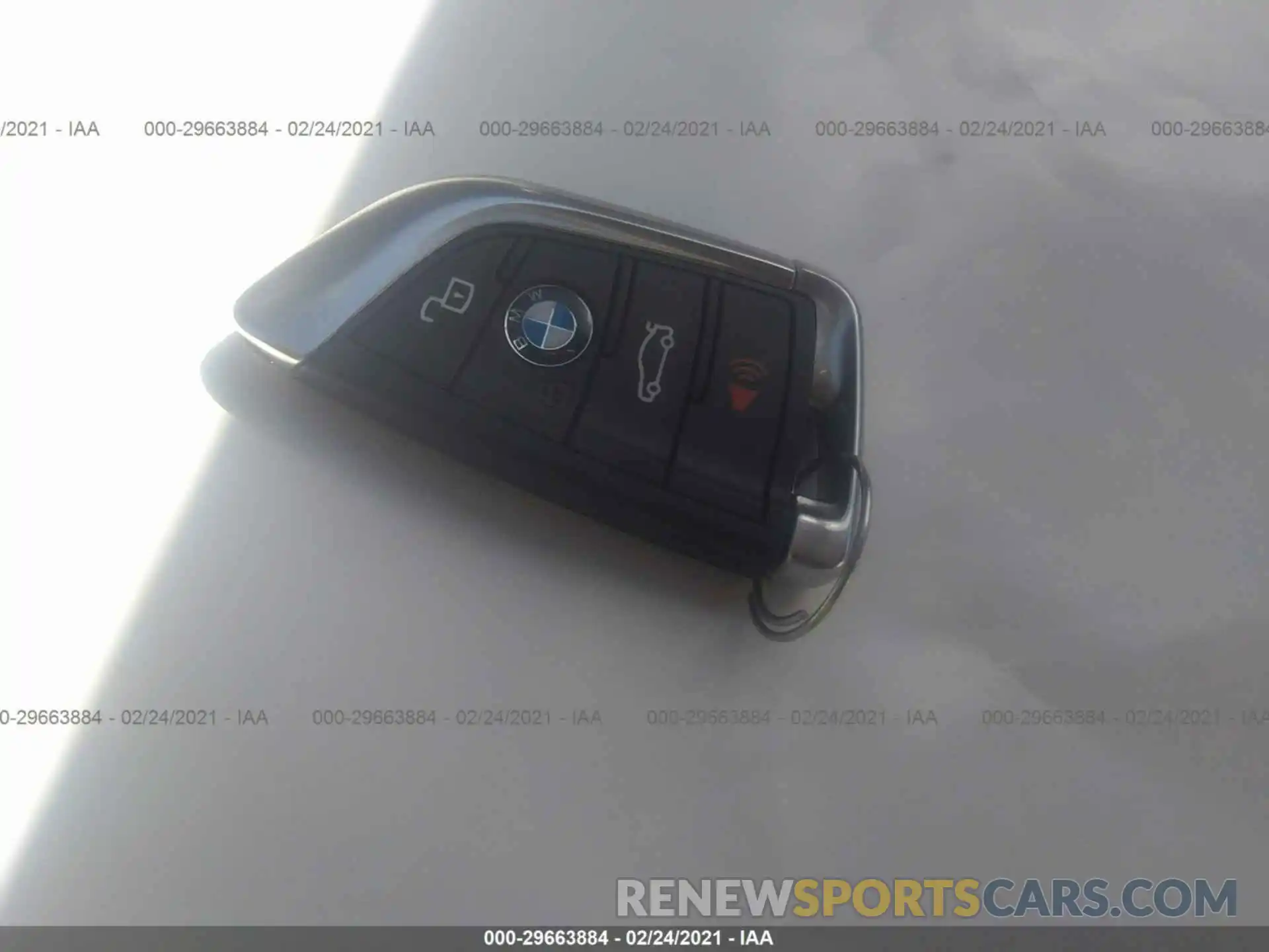 11 Фотография поврежденного автомобиля 3MW5R1J07L8B20983 BMW 3 SERIES 2020