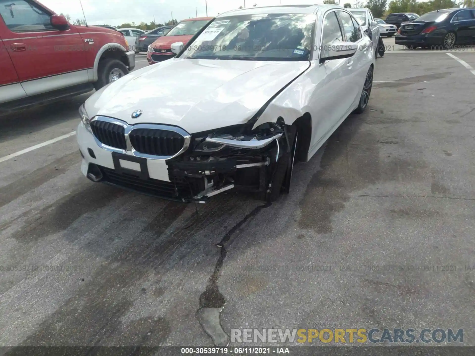 6 Фотография поврежденного автомобиля 3MW5R1J07L8B23432 BMW 3 SERIES 2020