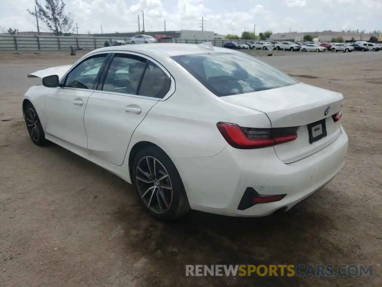 3 Photograph of a damaged car 3MW5R1J07L8B24211 BMW 3 SERIES 2020