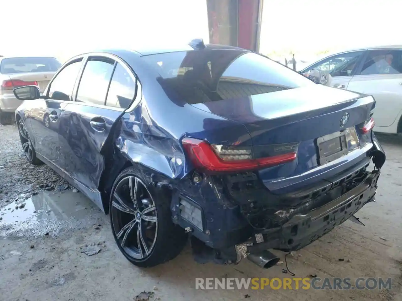 3 Photograph of a damaged car 3MW5R1J07L8B39274 BMW 3 SERIES 2020