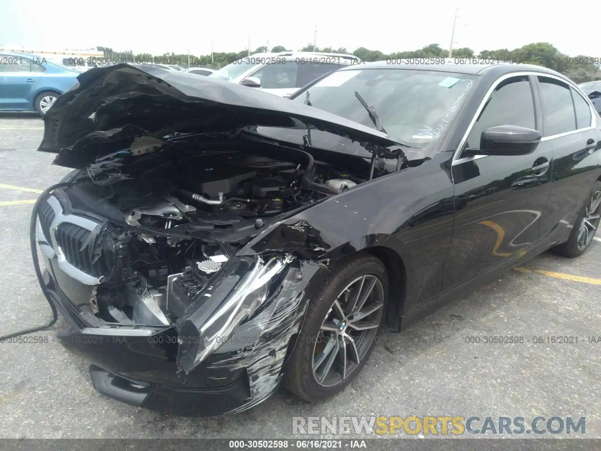 6 Photograph of a damaged car 3MW5R1J08L8B03996 BMW 3 SERIES 2020