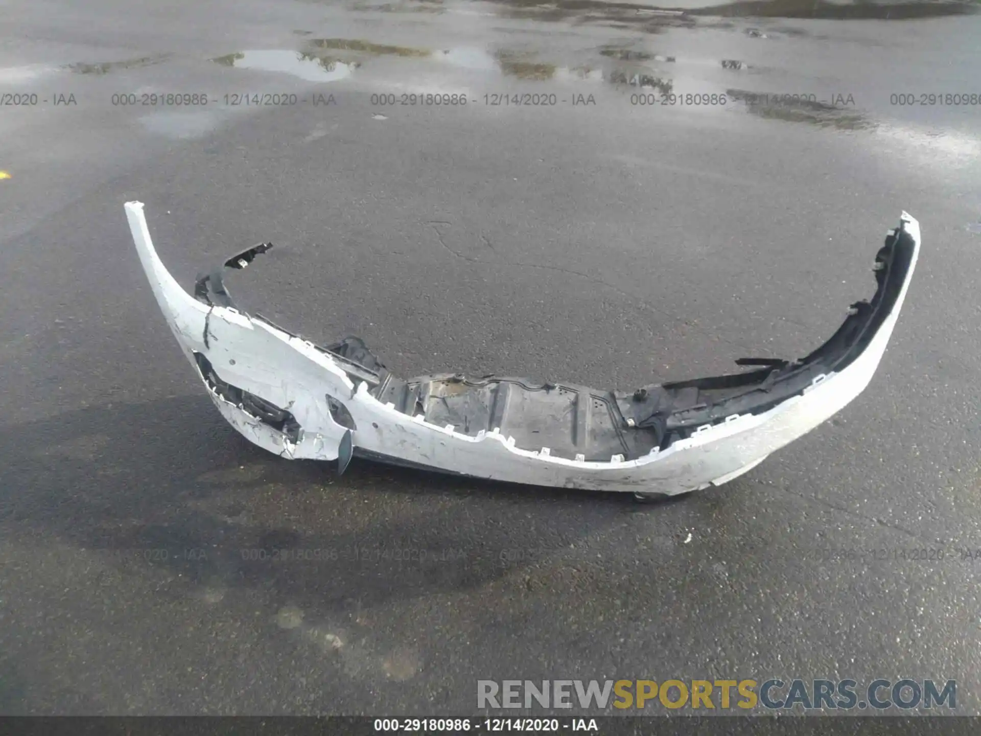 12 Photograph of a damaged car 3MW5R1J08L8B07742 BMW 3 SERIES 2020