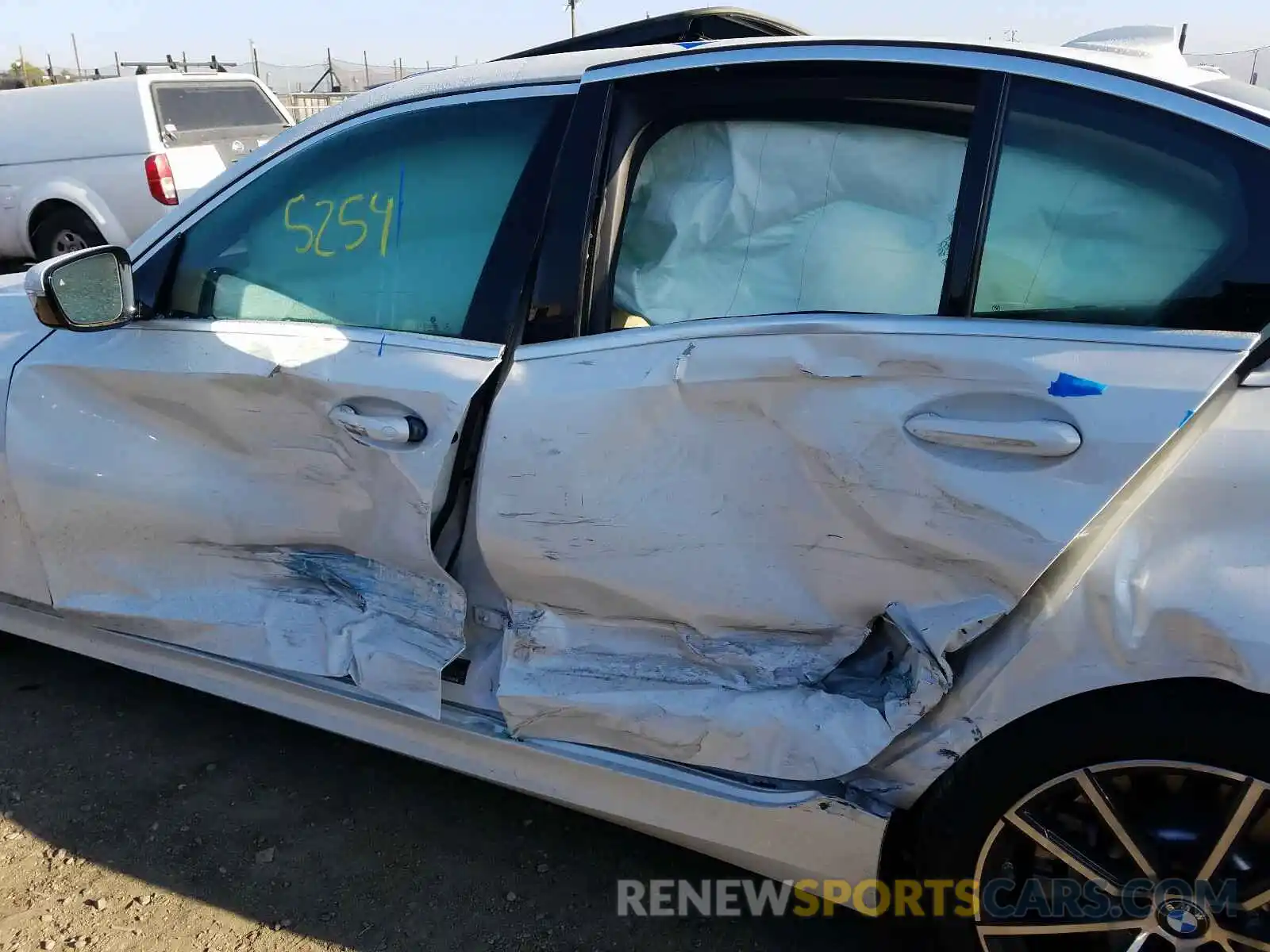 9 Photograph of a damaged car 3MW5R1J08L8B10379 BMW 3 SERIES 2020