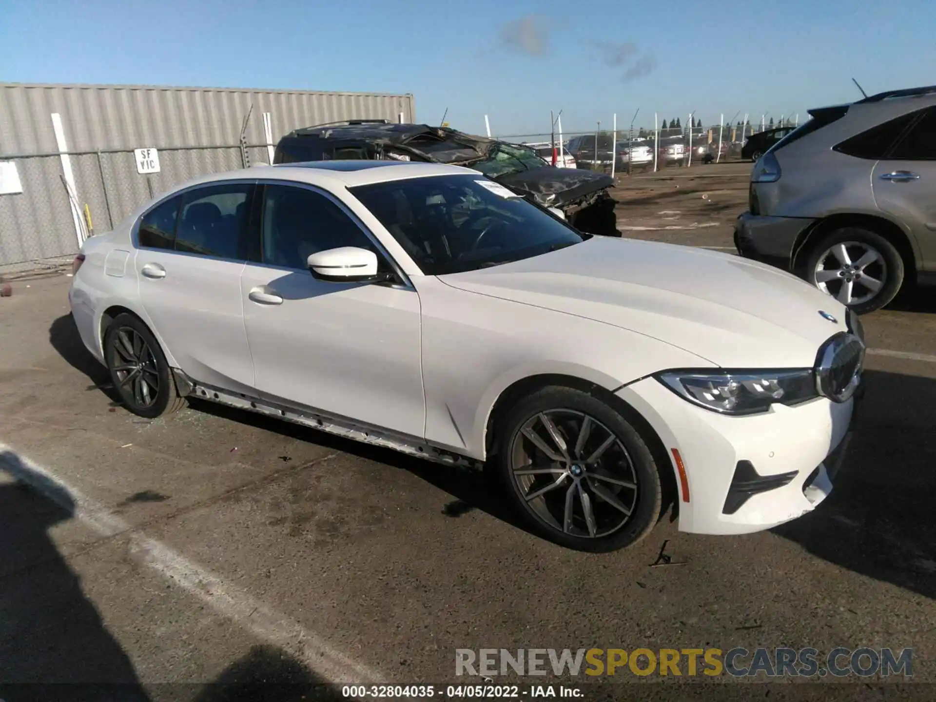 1 Photograph of a damaged car 3MW5R1J08L8B12617 BMW 3 SERIES 2020