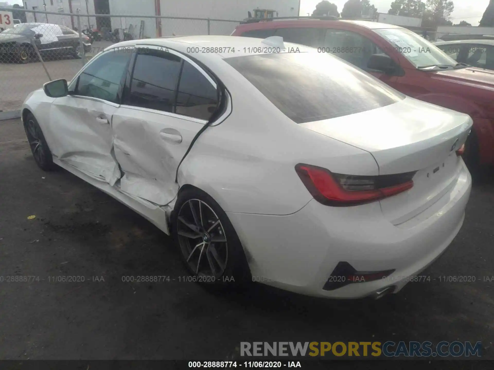 3 Photograph of a damaged car 3MW5R1J08L8B14111 BMW 3 SERIES 2020