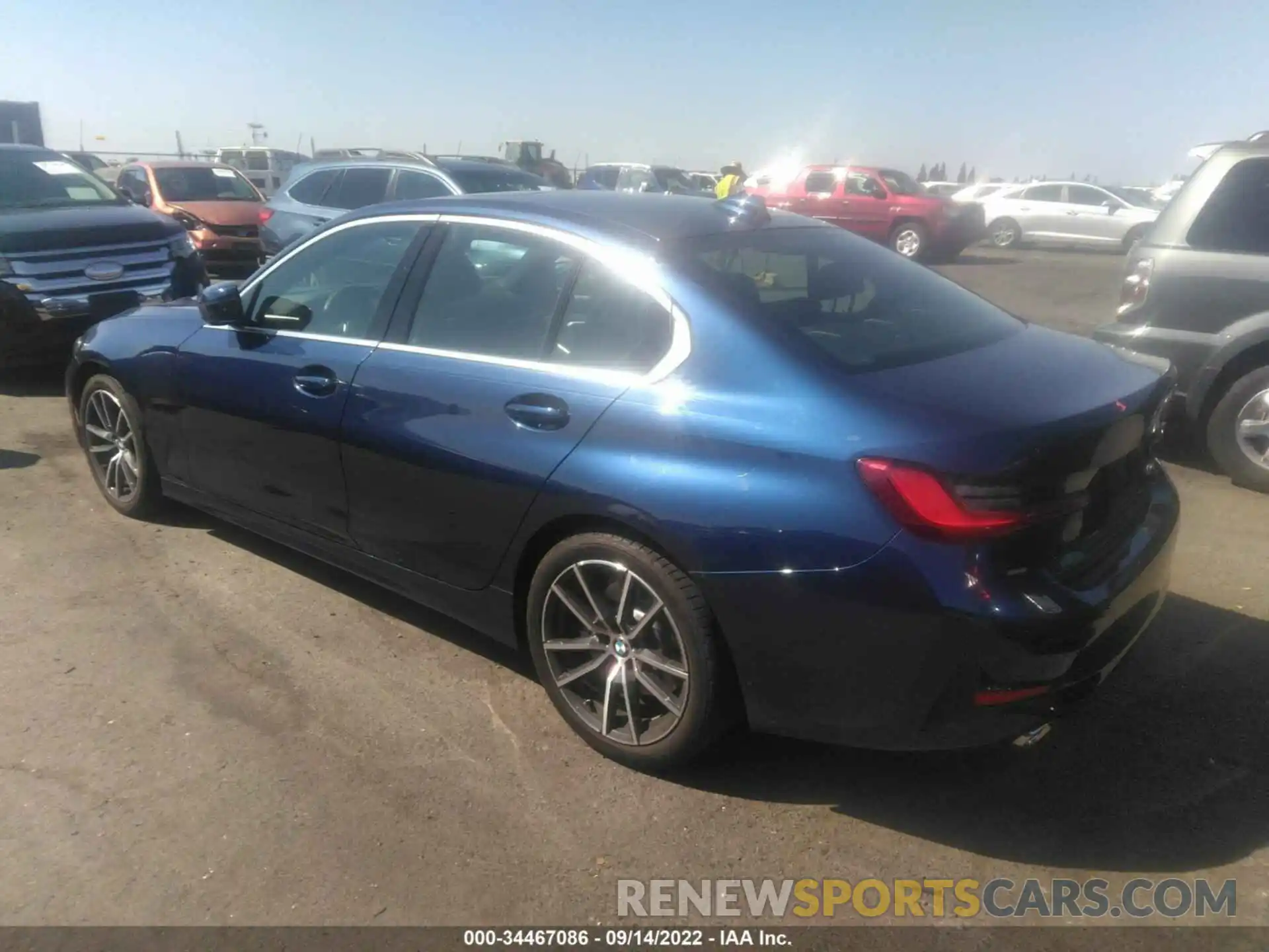 3 Photograph of a damaged car 3MW5R1J08L8B15310 BMW 3 SERIES 2020