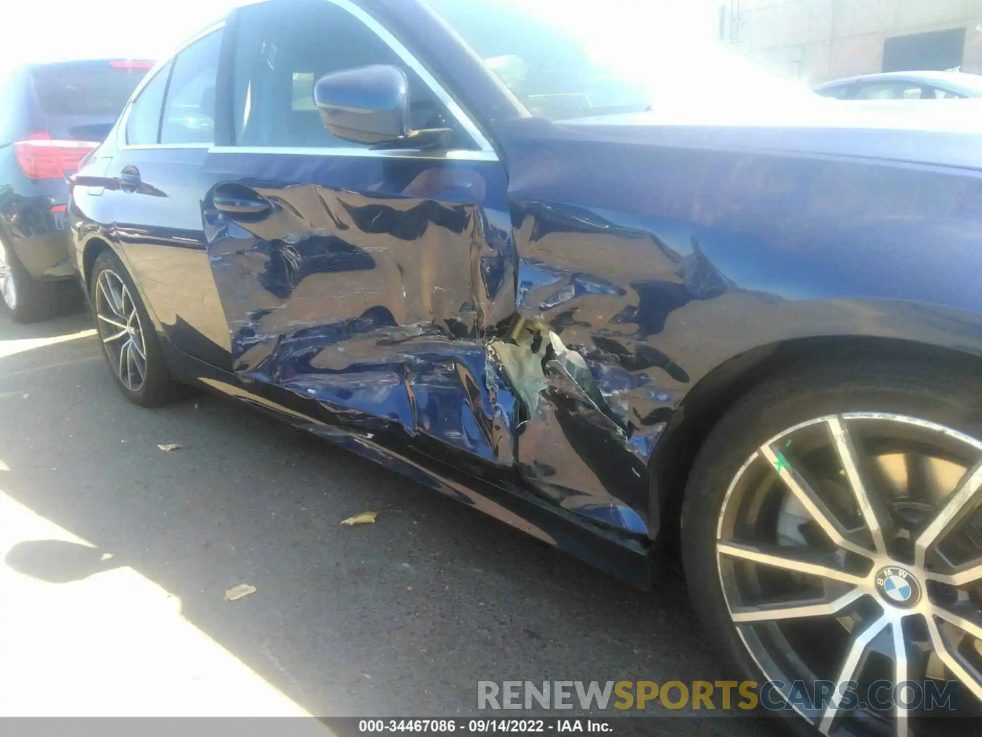 6 Photograph of a damaged car 3MW5R1J08L8B15310 BMW 3 SERIES 2020