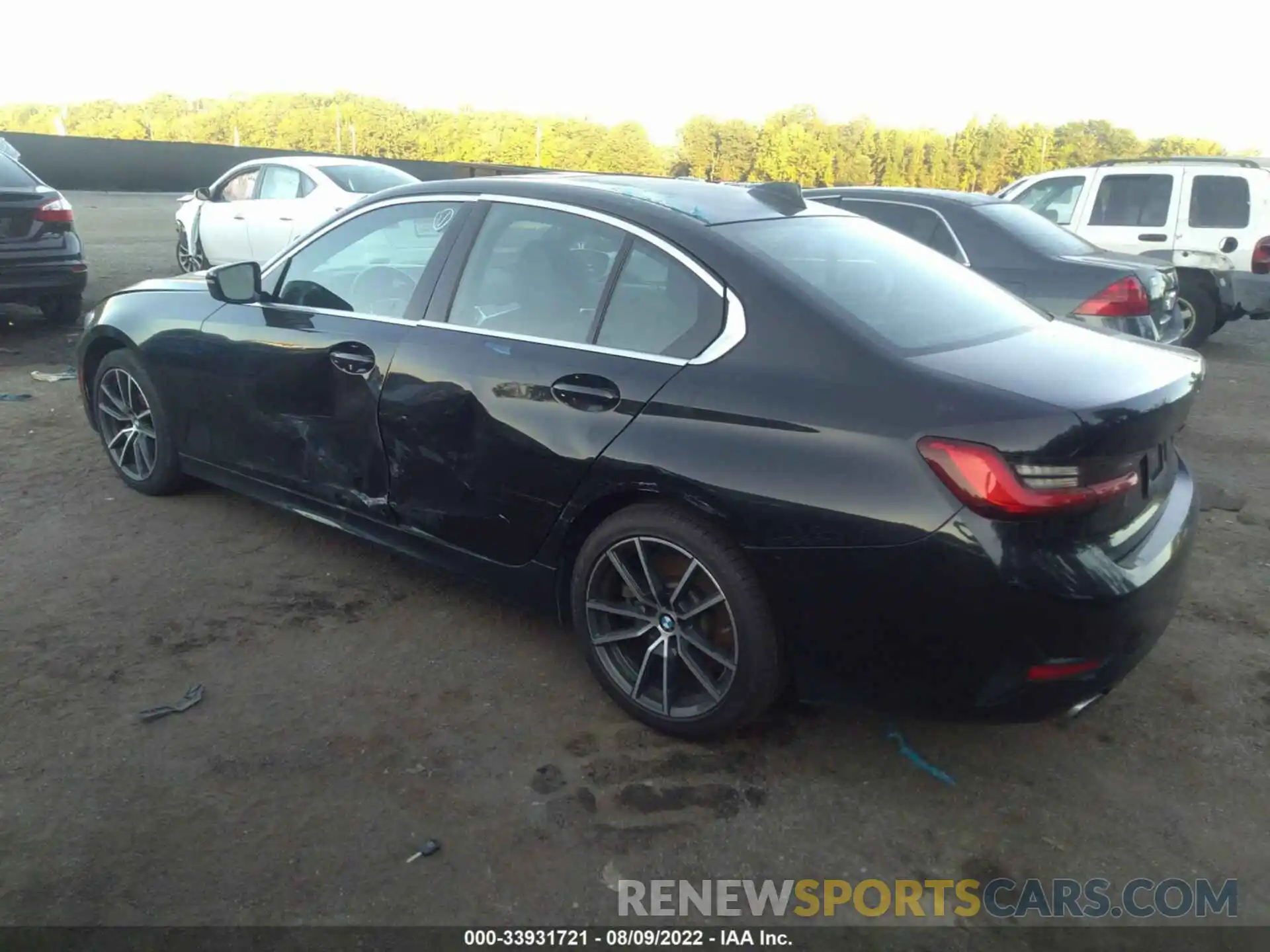 3 Photograph of a damaged car 3MW5R1J08L8B21768 BMW 3 SERIES 2020