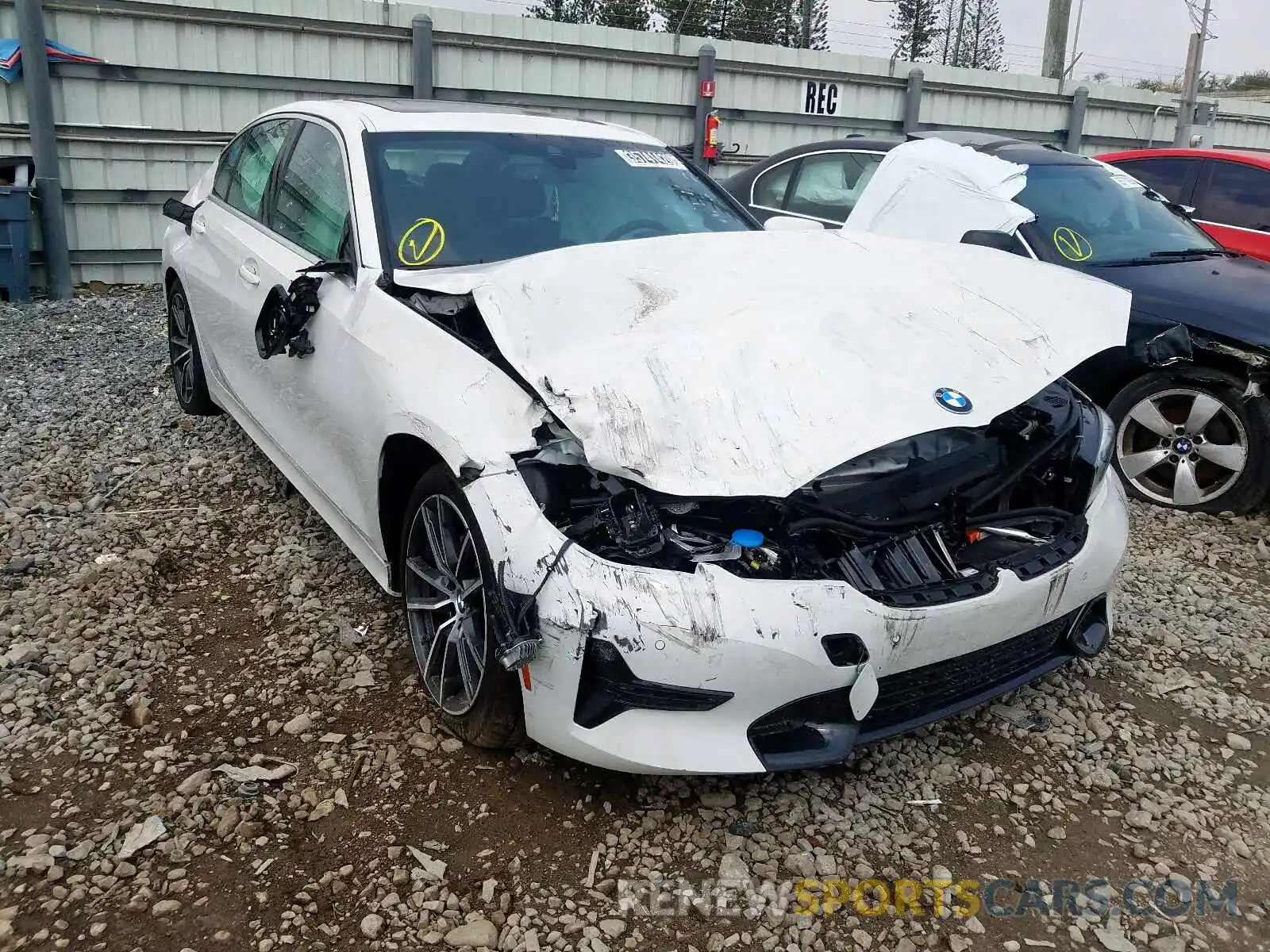 1 Фотография поврежденного автомобиля 3MW5R1J08L8B22564 BMW 3 SERIES 2020