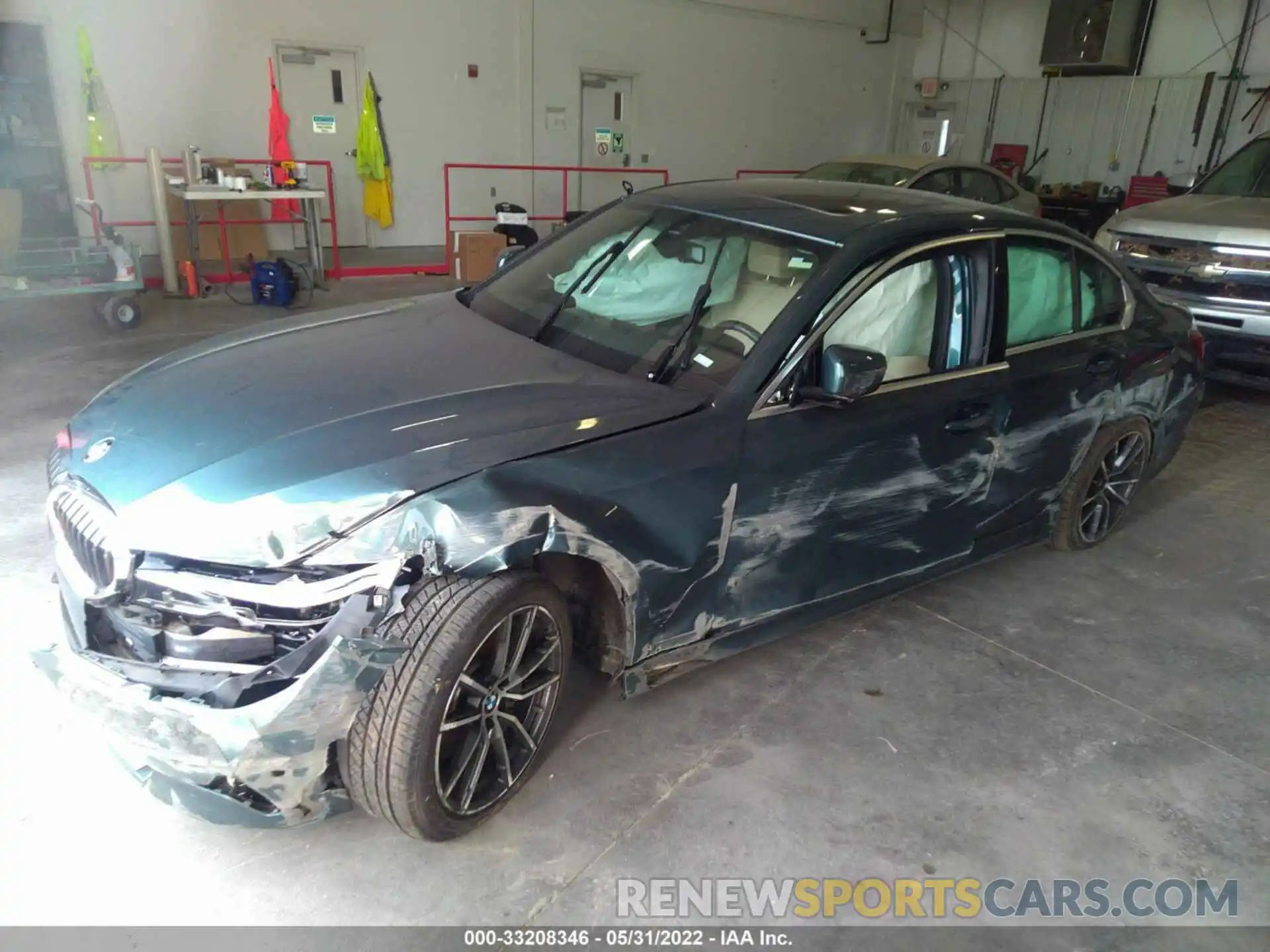 2 Photograph of a damaged car 3MW5R1J08L8B24752 BMW 3 SERIES 2020