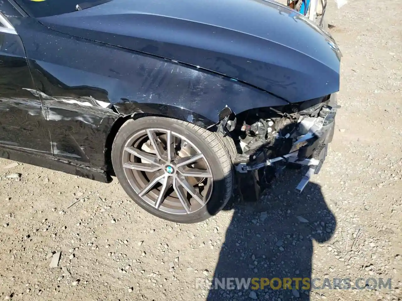 9 Photograph of a damaged car 3MW5R1J08L8B27019 BMW 3 SERIES 2020