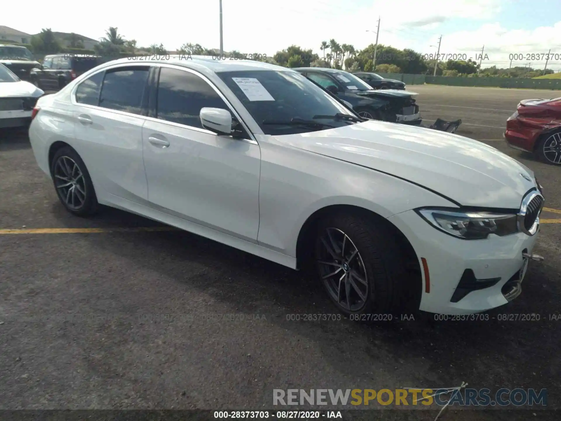 1 Photograph of a damaged car 3MW5R1J08L8B28705 BMW 3 SERIES 2020