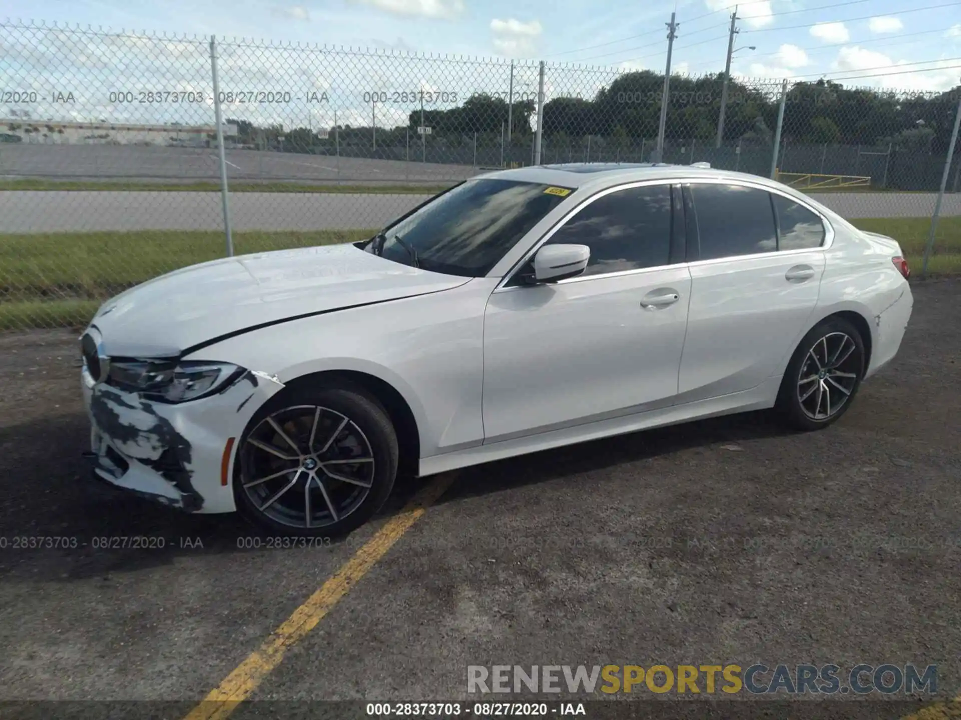 2 Photograph of a damaged car 3MW5R1J08L8B28705 BMW 3 SERIES 2020