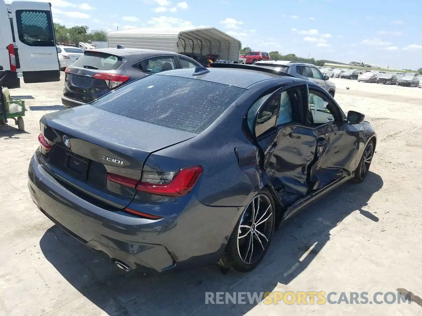 4 Photograph of a damaged car 3MW5R1J08L8B32110 BMW 3 SERIES 2020