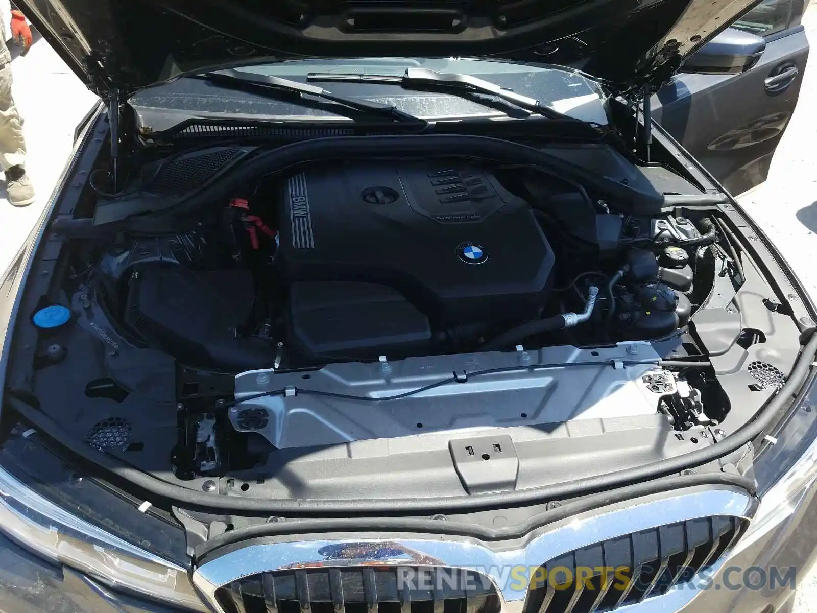 7 Фотография поврежденного автомобиля 3MW5R1J08L8B32110 BMW 3 SERIES 2020