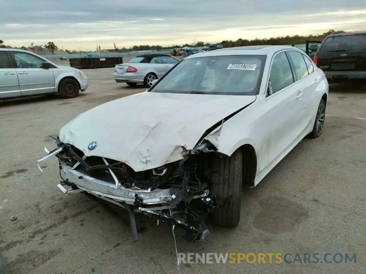 2 Photograph of a damaged car 3MW5R1J09L8B07572 BMW 3 SERIES 2020