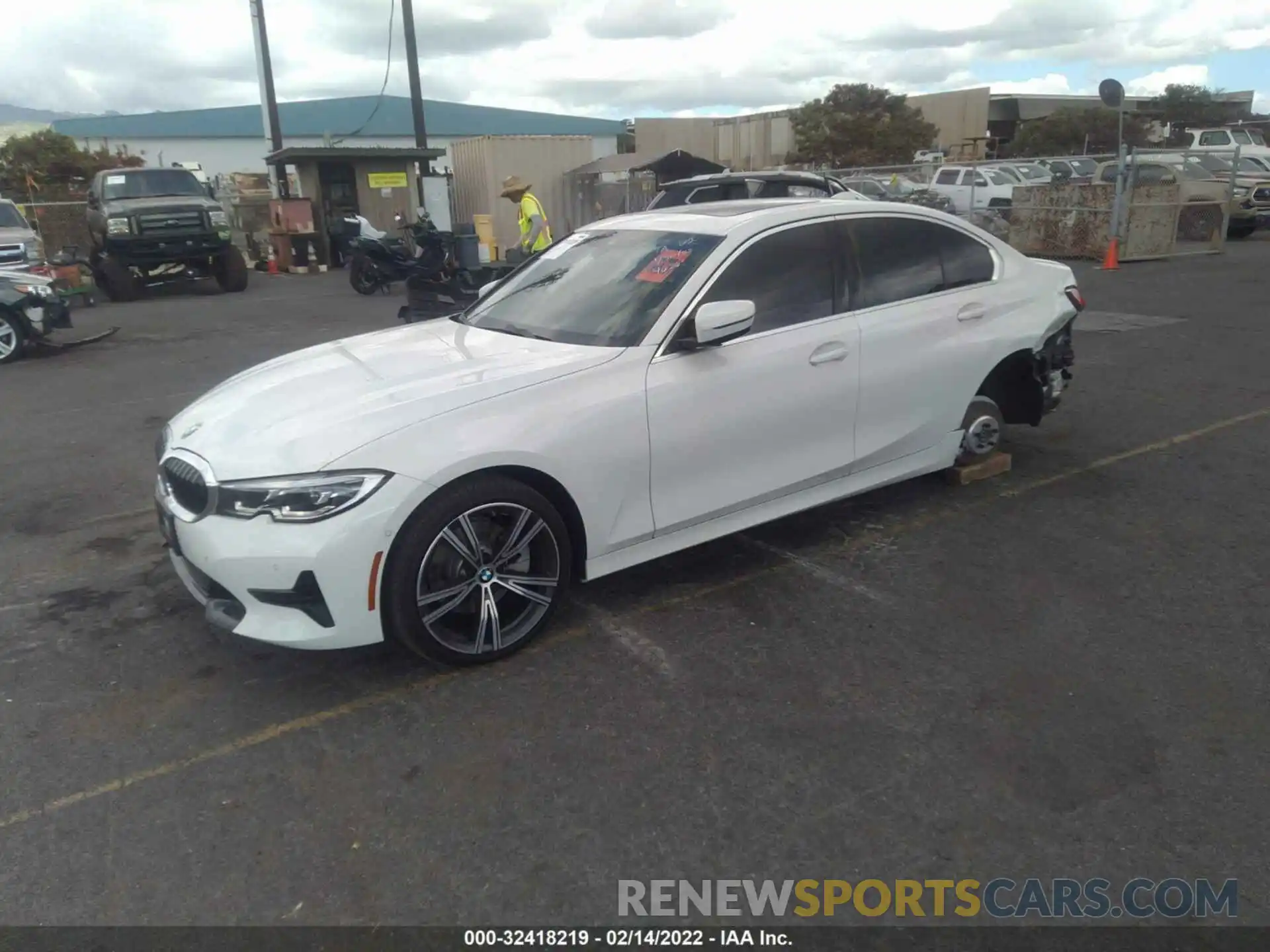 2 Photograph of a damaged car 3MW5R1J09L8B09256 BMW 3 SERIES 2020