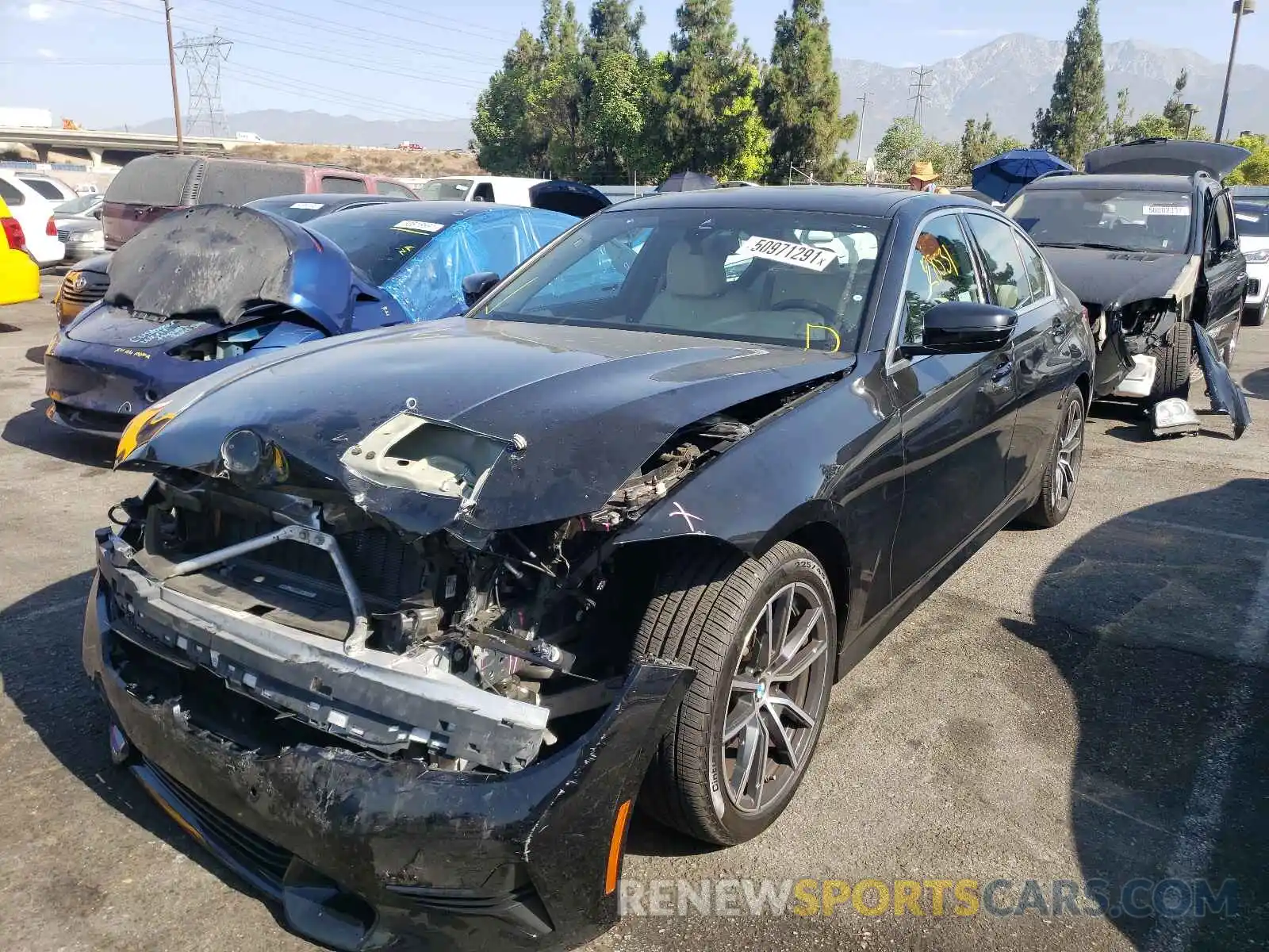 2 Photograph of a damaged car 3MW5R1J09L8B10262 BMW 3 SERIES 2020