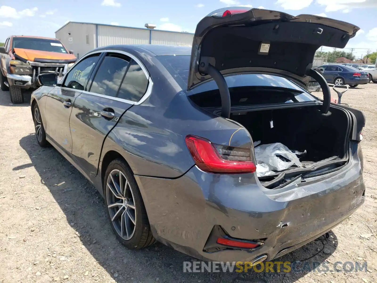 3 Photograph of a damaged car 3MW5R1J09L8B15591 BMW 3 SERIES 2020