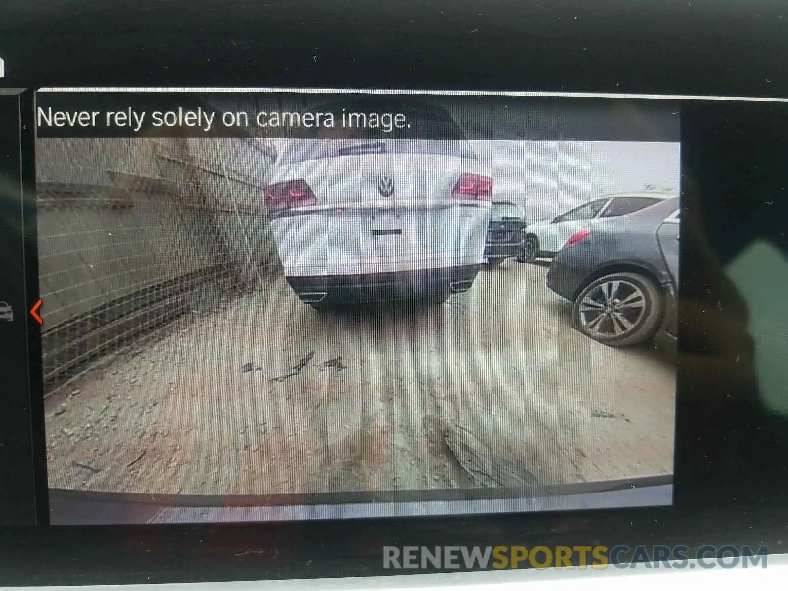 9 Photograph of a damaged car 3MW5R1J09L8B20774 BMW 3 SERIES 2020