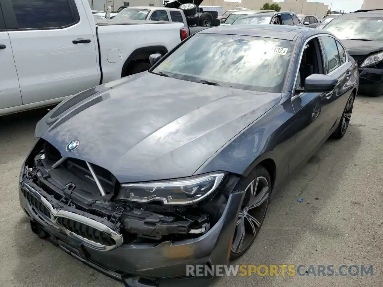 2 Photograph of a damaged car 3MW5R1J09L8B26266 BMW 3 SERIES 2020