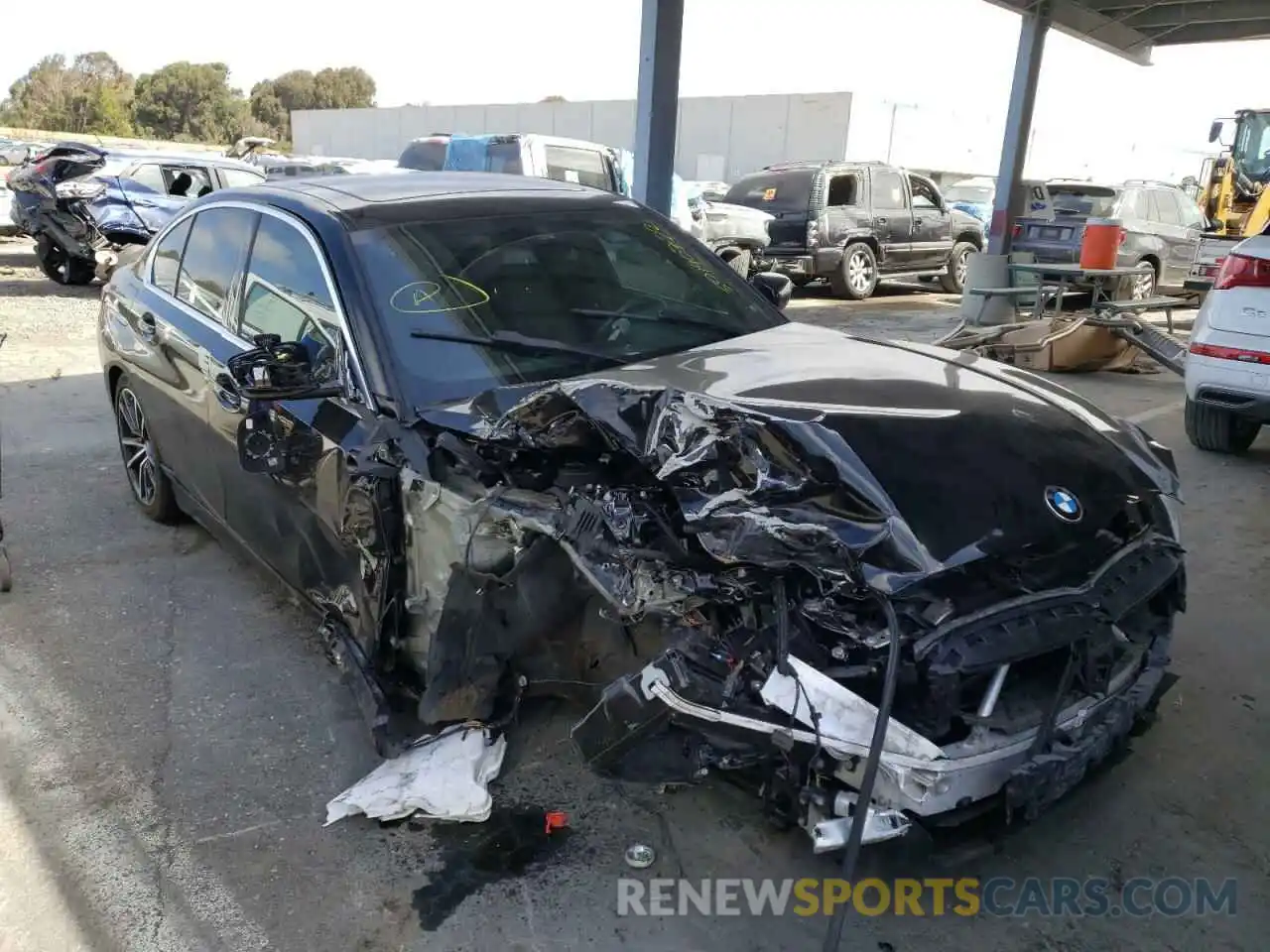 1 Photograph of a damaged car 3MW5R1J09L8B28972 BMW 3 SERIES 2020