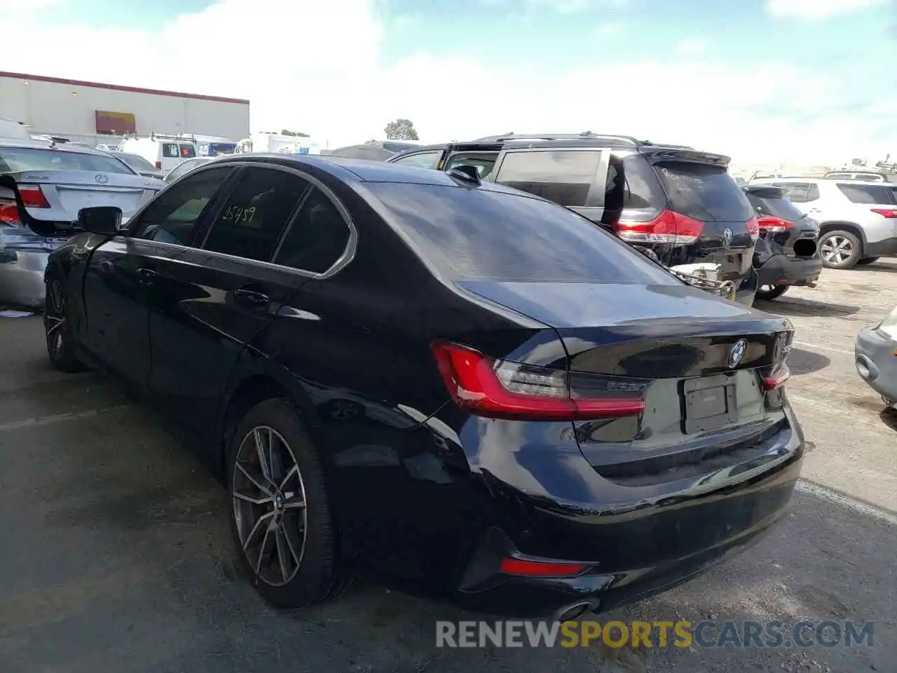 3 Photograph of a damaged car 3MW5R1J09L8B28972 BMW 3 SERIES 2020