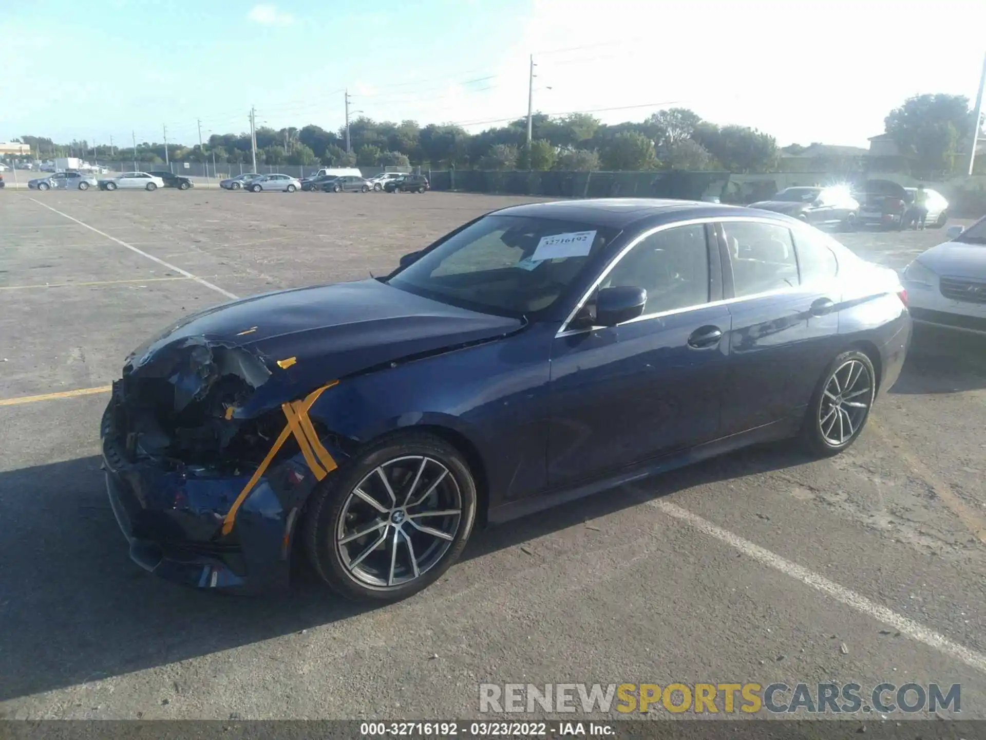 2 Photograph of a damaged car 3MW5R1J09L8B36747 BMW 3 SERIES 2020