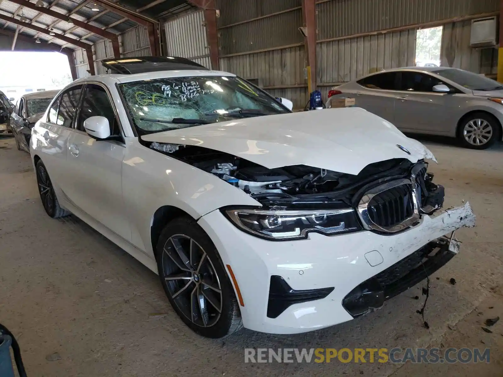 1 Photograph of a damaged car 3MW5R1J09L8B46792 BMW 3 SERIES 2020