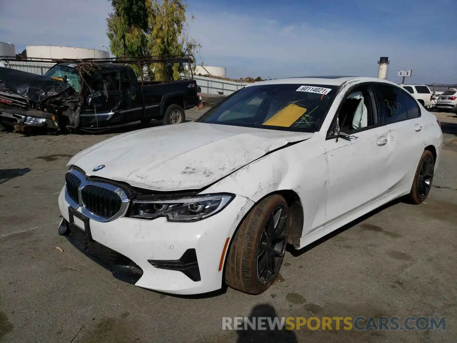 2 Photograph of a damaged car 3MW5R1J0XL8B04406 BMW 3 SERIES 2020