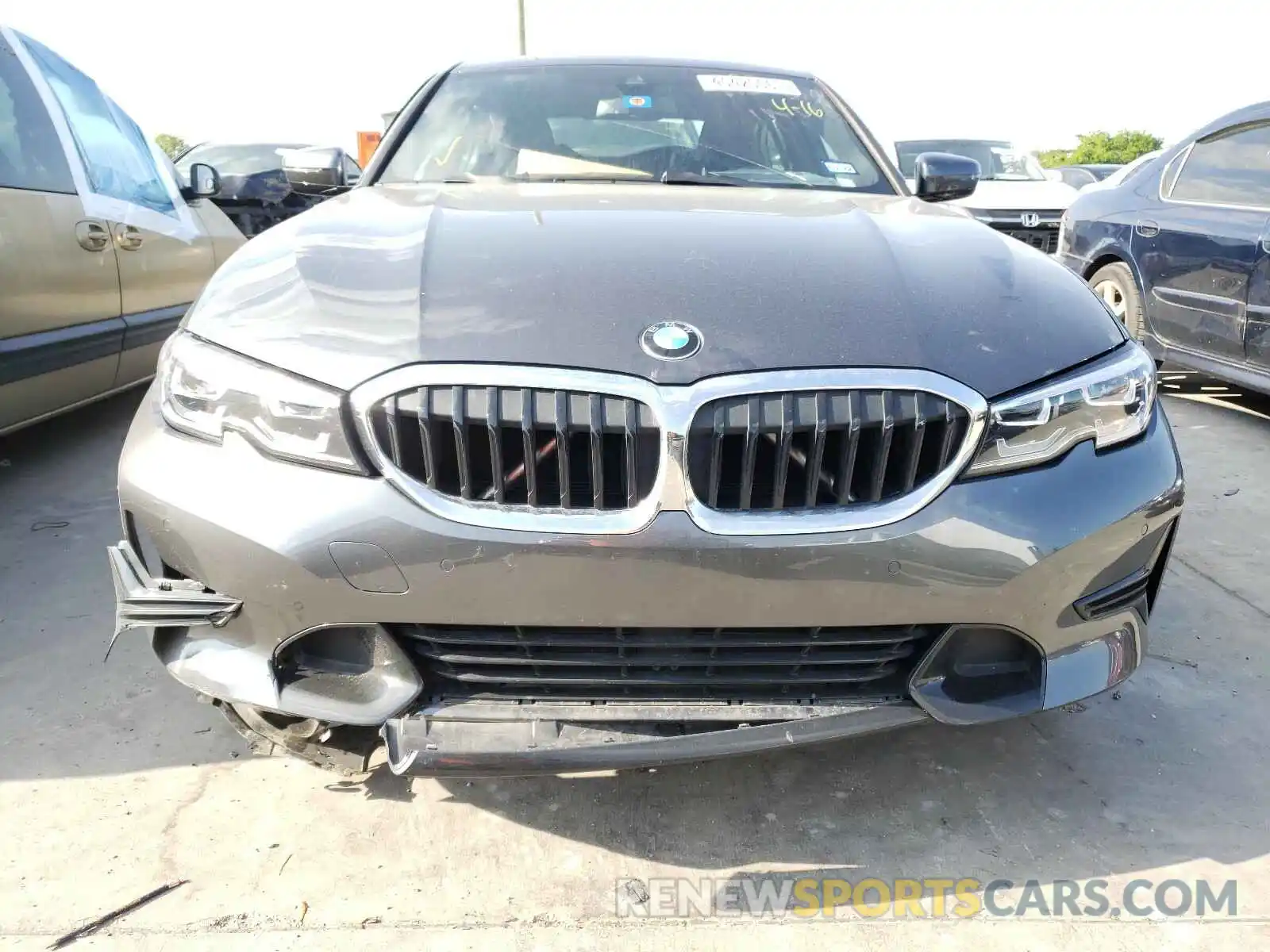 9 Фотография поврежденного автомобиля 3MW5R1J0XL8B13932 BMW 3 SERIES 2020