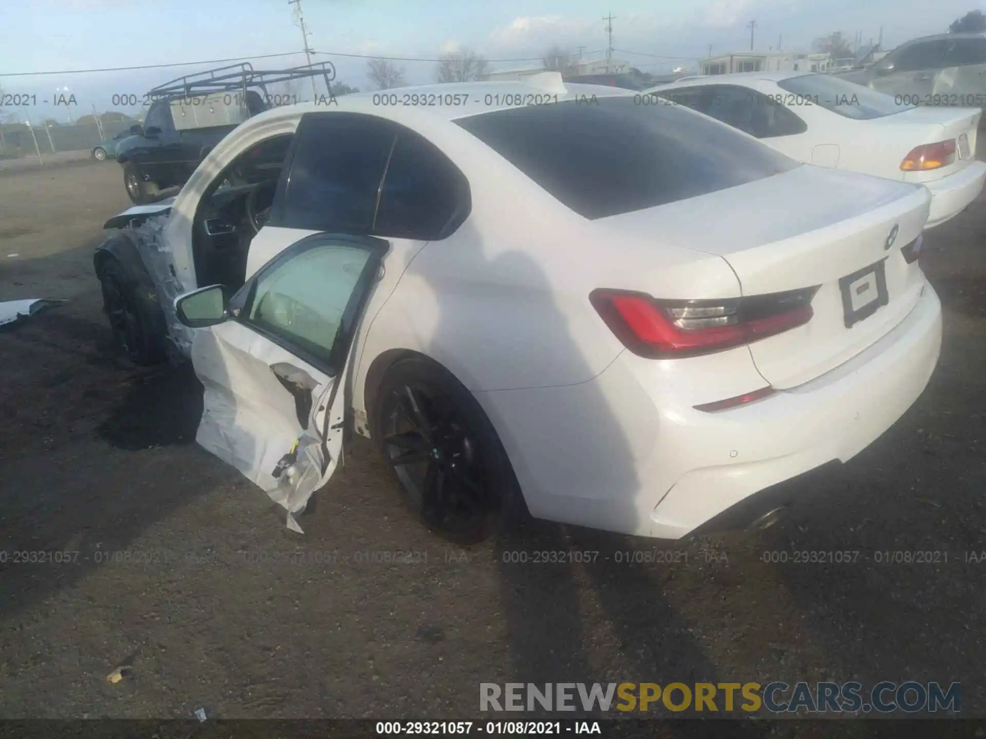 3 Photograph of a damaged car 3MW5R1J0XL8B15423 BMW 3 SERIES 2020