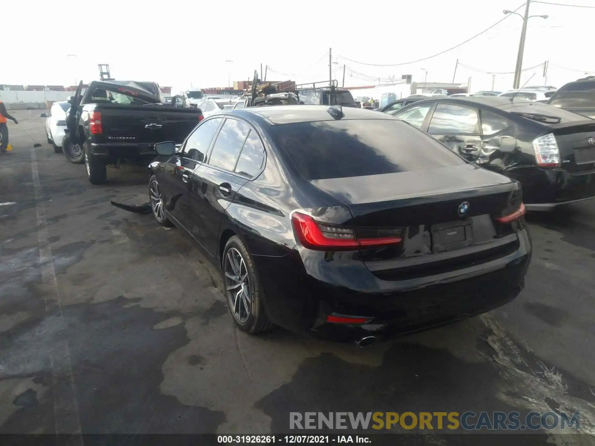 3 Photograph of a damaged car 3MW5R1J0XL8B16376 BMW 3 SERIES 2020