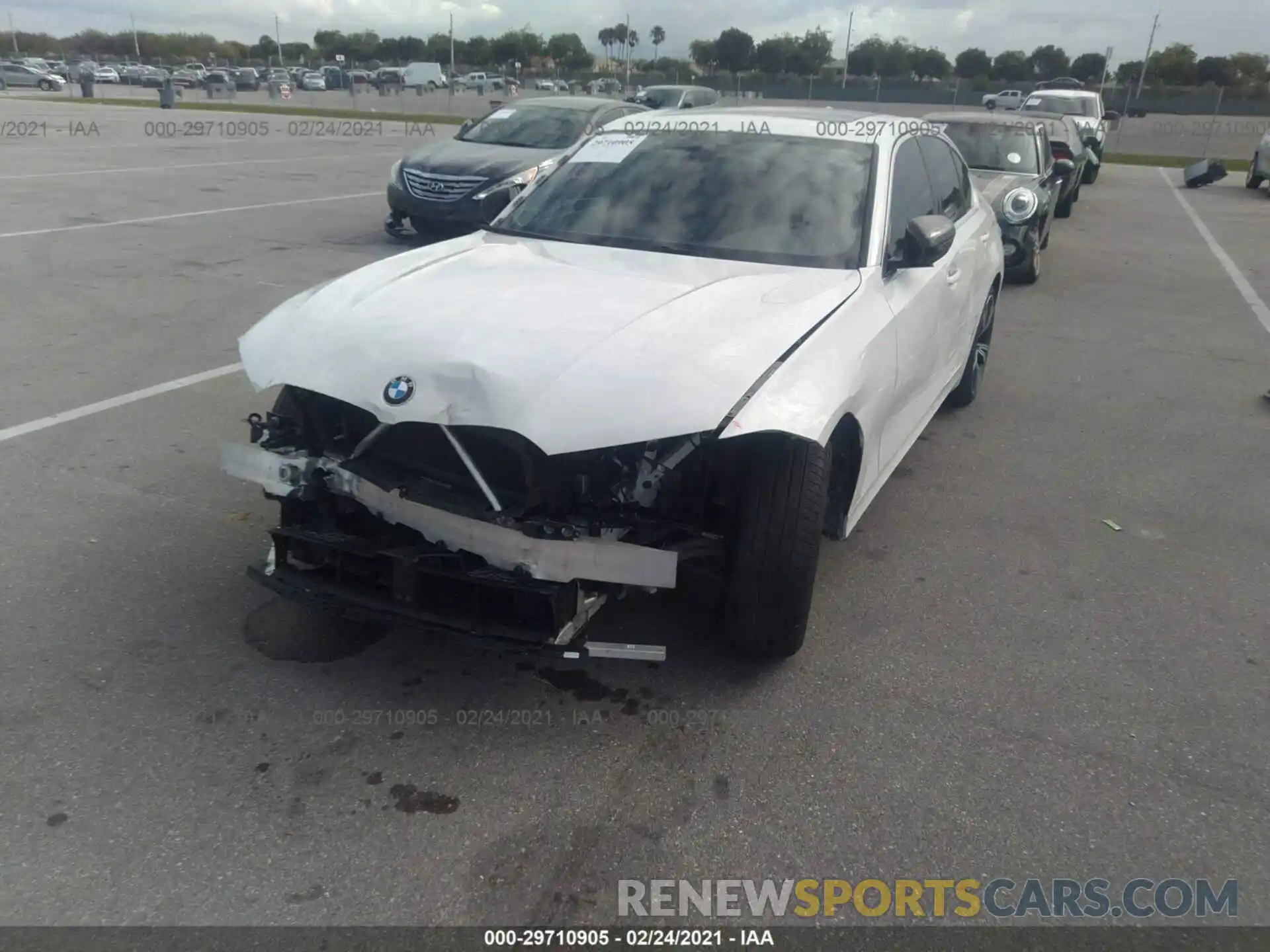 6 Фотография поврежденного автомобиля 3MW5R1J0XL8B18631 BMW 3 SERIES 2020