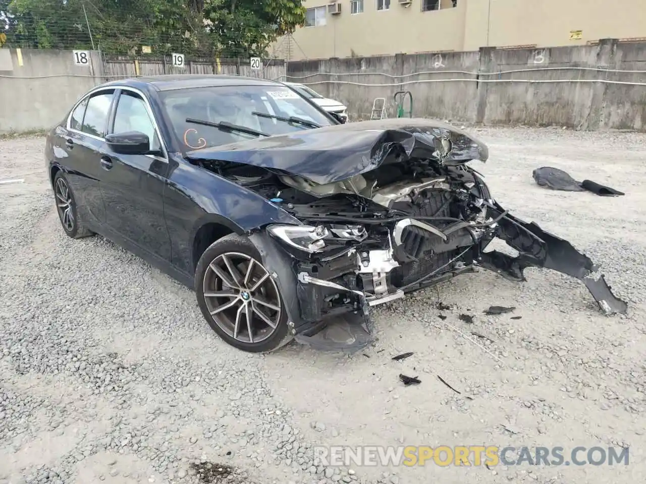 1 Photograph of a damaged car 3MW5R1J0XL8B19584 BMW 3 SERIES 2020