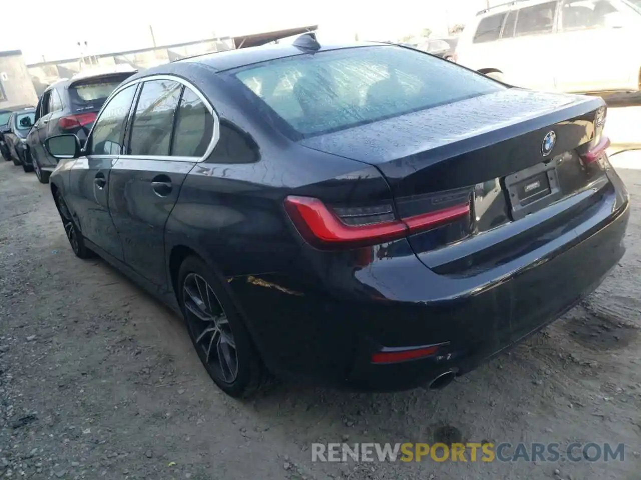 3 Photograph of a damaged car 3MW5R1J0XL8B21089 BMW 3 SERIES 2020