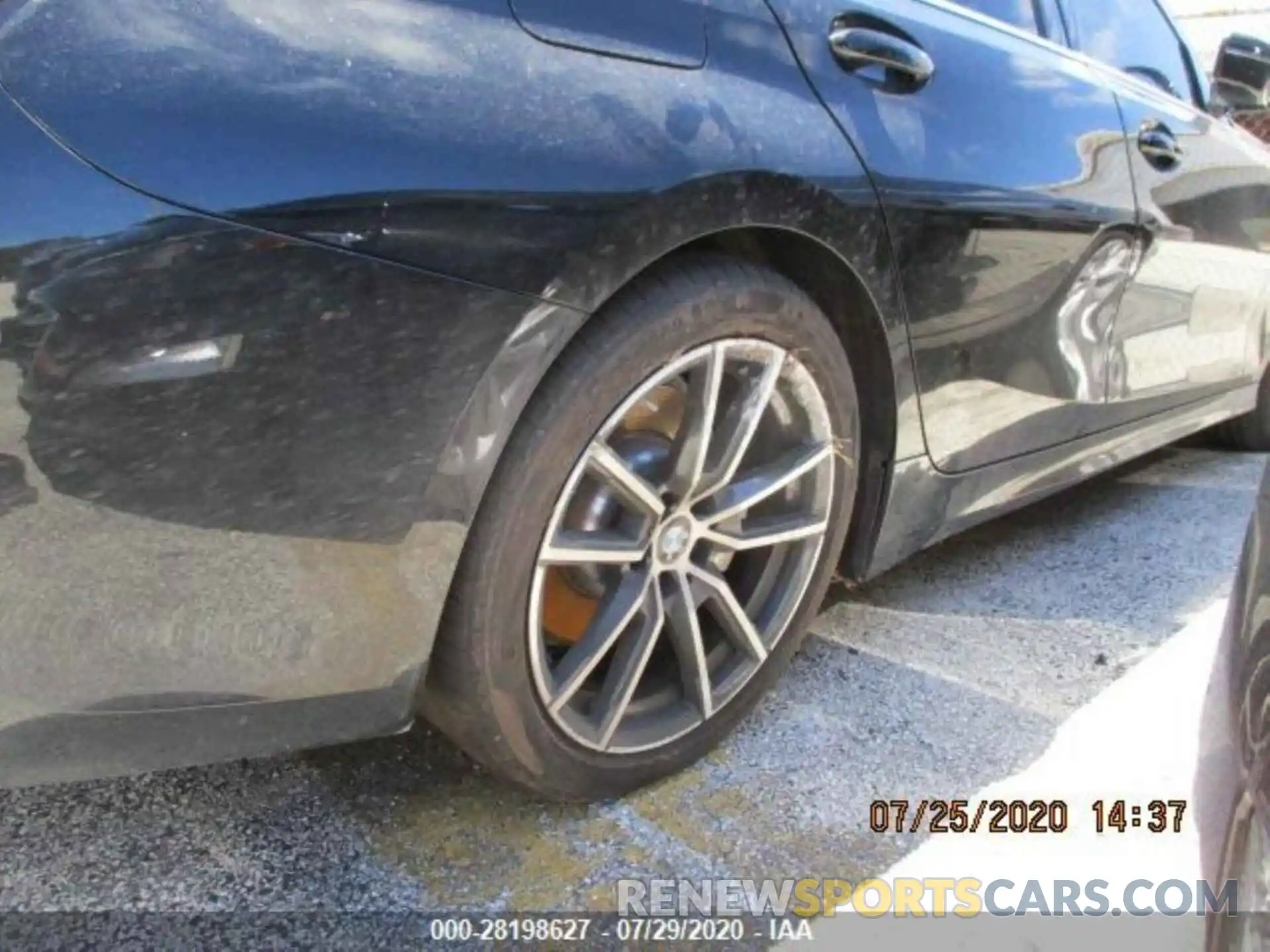 1 Photograph of a damaged car 3MW5R1J0XL8B25045 BMW 3 SERIES 2020